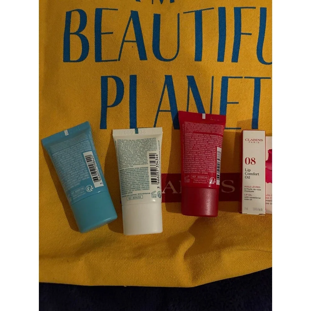 Clarinet set of 4 skincare plus tote